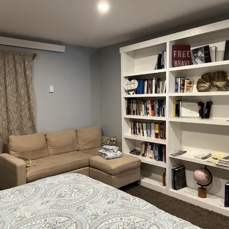 Downtown Jackson Cozy one bedroom, 3/4 bathSink and stand up shower