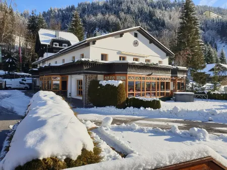 APARTMENT 1 maximum number of persons 4 persons Отели рядом с достопримечательностью «Felsentherme»