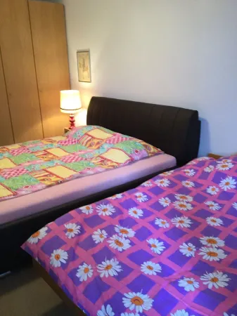 2-room, internet, 3 beds, mountain view and garage