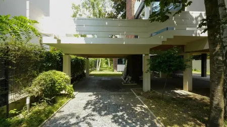 Magnifique Villa sur les Bords de Marne Tout Près de Paris