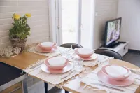 Charming Green apartment 20 min from Toulouse Hoteles en Colomiers