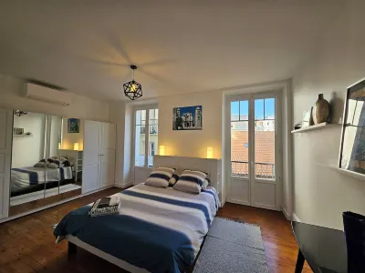 60m2 apartment, 2 nd floor elevator, 2 rooms, ideal for 2 to 4 people Hotels near VICHY RAILWAY STATION RAILWAY STATION