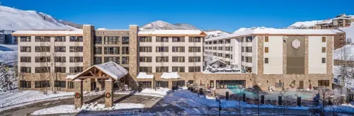 Cozy Pet-Friendly King Studio in Mt, Crested Butte Condo Hotels in Mount Crested Butte