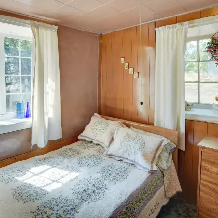 Great for Groups! Cordova Home Near Hiking