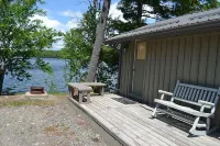 Birchland Cottages Hotels in Huron Shores