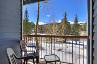 Relaxed Studio Seconds to Historic Main Street - Sleeps 4