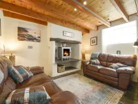 3 Newhall Green