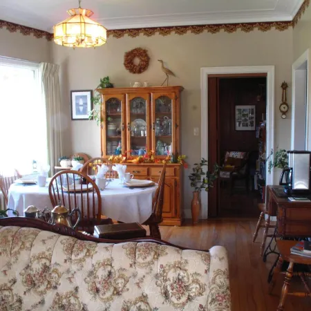 The Nelson House Bed & Breakfast
