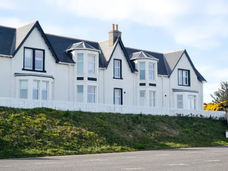 Tammie Norrie Cottage Отели в г. Санденд