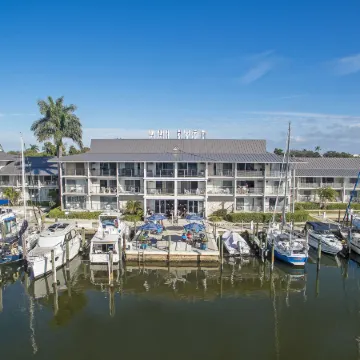 Cove Inn on Naples Bay