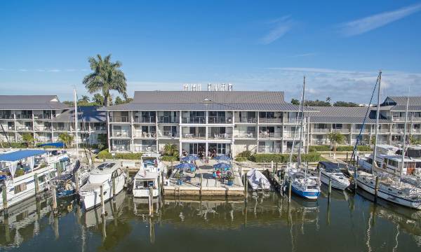 Cove Inn on Naples Bay