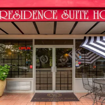 La Residence Suite Hotel