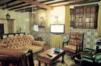 Rainha Santa Isabel - Óbidos History Hotel - バー