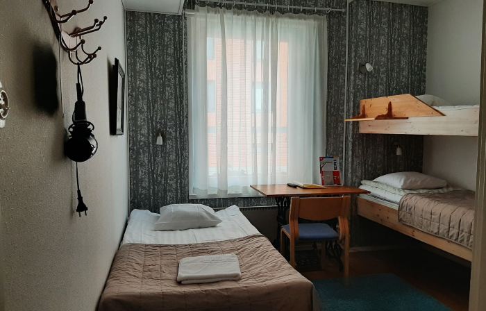 Hostel River