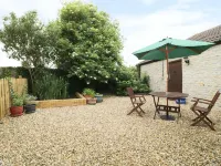 The Old Goat Barn at Trout Cottage Hotel a Somerton