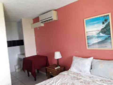 Golden Shore Resort Hotels in Morant Bay