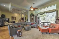 Luxurious Home w/ Private Pool & Lanai Near Tampa! - Villas