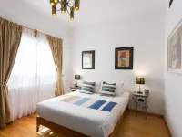 هوتل كاسا كومتيس Hotels near نابولس
