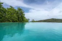 Sadewa Villa - piscina