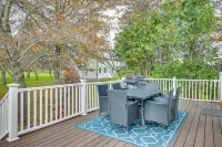 Slope Views: Luxe Windham Retreat w/ Hot Tub! - Country Houses