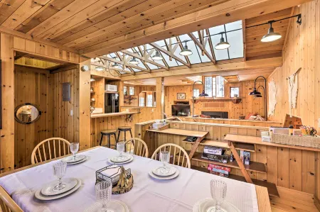 Tahoe Area Townhome < 1 Mi to Heavenly Lifts!