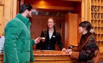 Albergo Dimaro Wellness Hotel