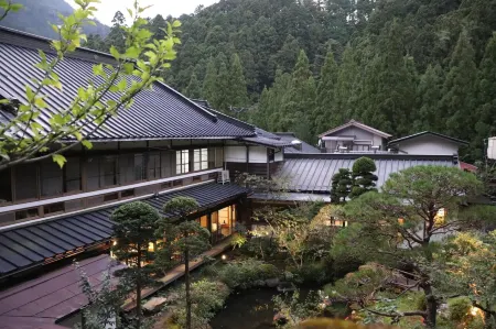 Temple Lodging Shukubo Kakurinbo