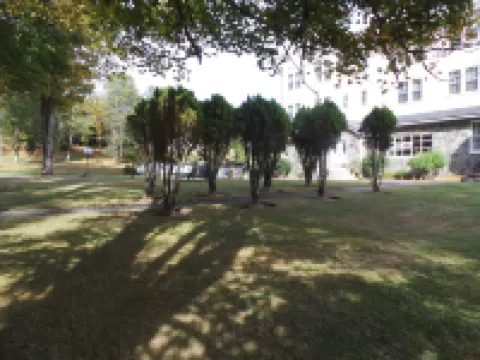 Kenoza Lake View Manor Hotels in Delaware