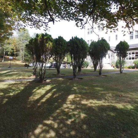 Kenoza Lake View Manor