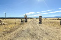 Beulah Home w/ Wraparound Porch & Mtn Views Hotels in Beulah Valley