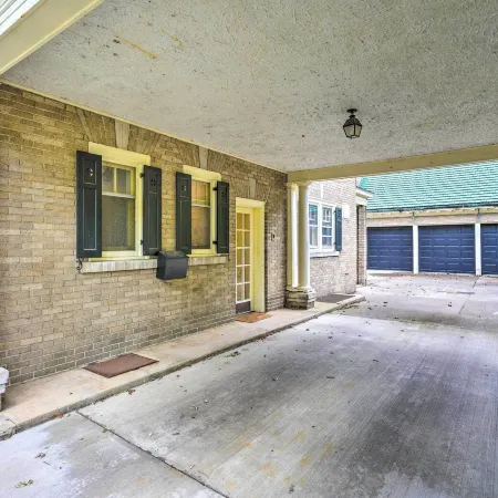 Charming Historic Home ~ 1 Mi to Dtwn Olean!