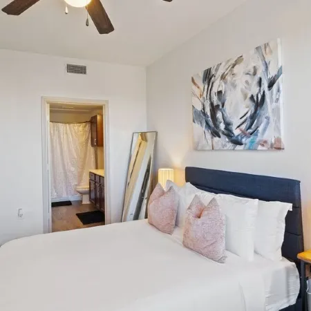 Charming 1-bd apartment in Frisco with Fitness Room, Work Space & Swimming Pool