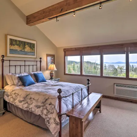 Expansive Bigfork Resort Retreat on Flathead Lake!