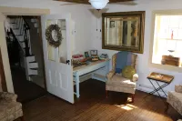 Jardine's Inn - Inns
