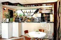 Hotel Prestige - Barer