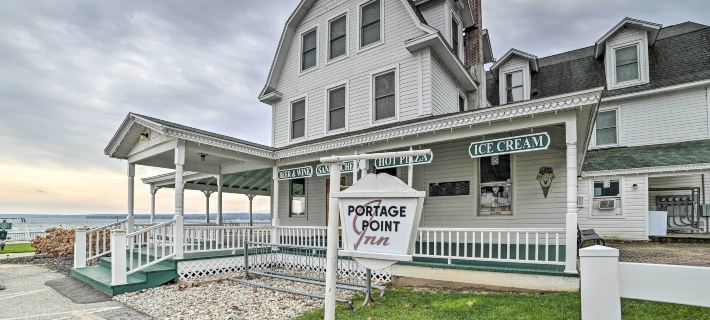 Updated Onekama Resort Condo on Portage Lake! Hotels in Manistee County