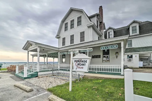 Updated Onekama Resort Condo on Portage Lake! - Pools