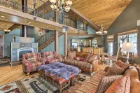 Beautiful Eureka Cabin Rental on Golf Resort! - Parking
