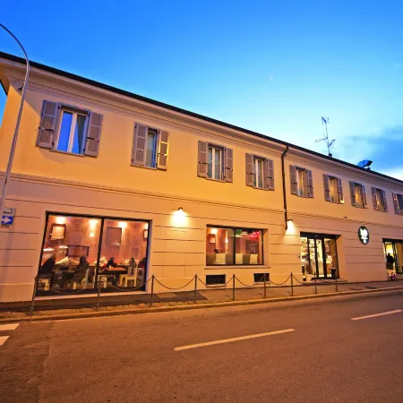 Amalia Bakery Home Hotels in Gallarate