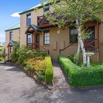 Hideaway on George Hotels near Launceston CBD