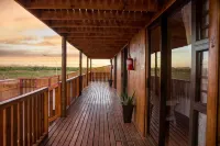 Kalahari Lion's Rest Hotels in Upington