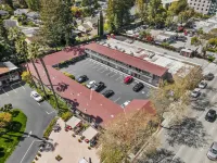 Americas Best Value Inn Sky Ranch Palo Alto - Motels