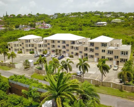 Aurela Residences Hotels in Cedar Grove