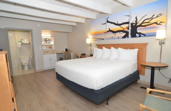 傑基爾島戴斯套房酒店