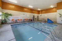 Comfort Inn Humboldt Bay - Pools