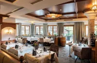 Hotel Alpenjuwel 4 Sterne Superior Các khách sạn ở Tux