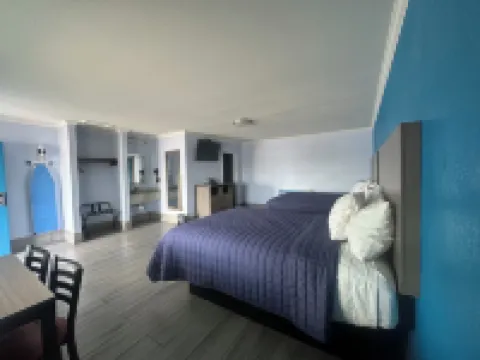 Carrizo Executive Inn Hotels in Dimmit County