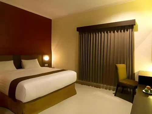 Nueve Malioboro Hotel Yogyakarta - Pools