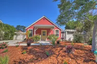 Serene Bungalow-Style Home in Point Reyes Station! Hotels in Point Reyes Station