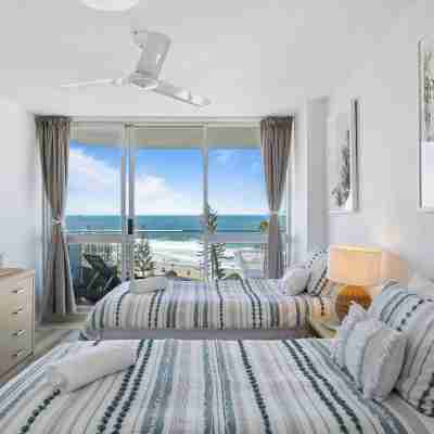 Mandolin Beachfront Resort Rooms